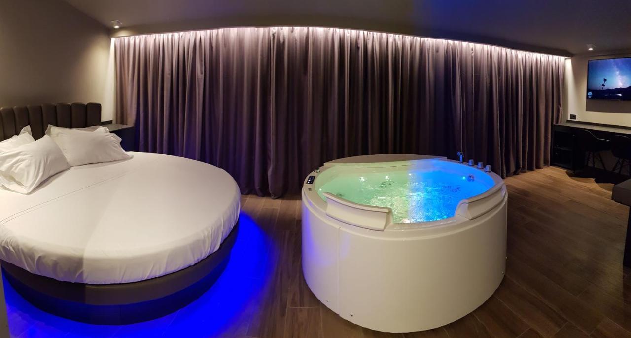 Leoni Hotel & Private Spa شيتا سانت أنجيلو المظهر الخارجي الصورة