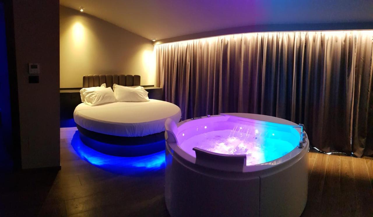 Leoni Hotel & Private Spa شيتا سانت أنجيلو المظهر الخارجي الصورة
